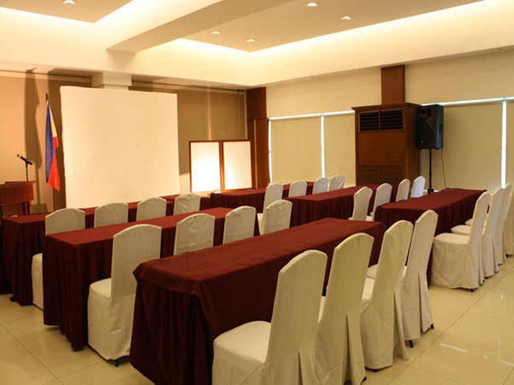 Cherry Blossoms Hotel Manila Ngoại thất bức ảnh