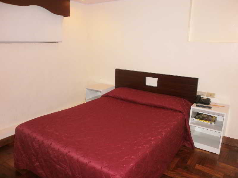 Cherry Blossoms Hotel Manila Ngoại thất bức ảnh