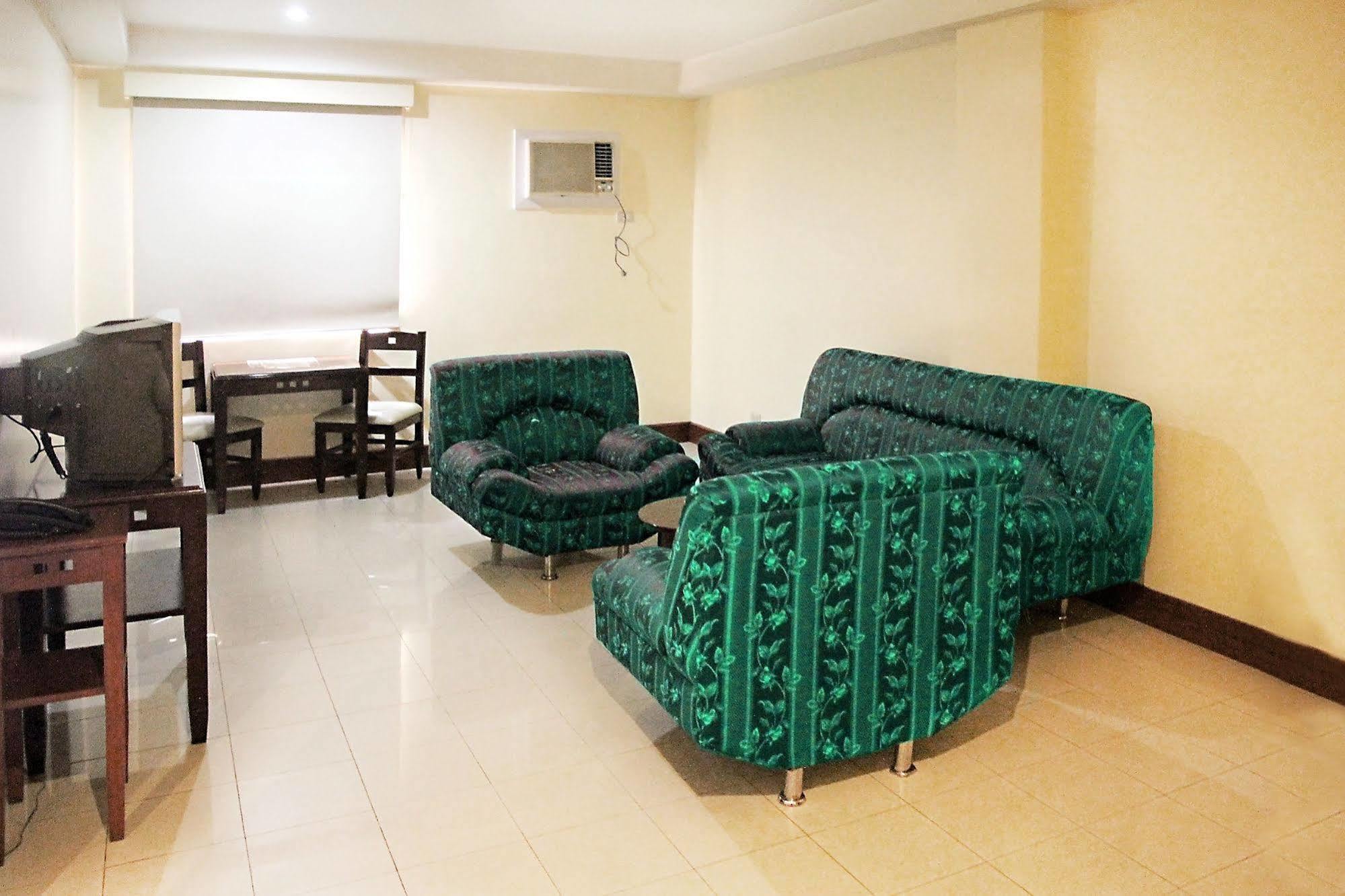 Cherry Blossoms Hotel Manila Ngoại thất bức ảnh