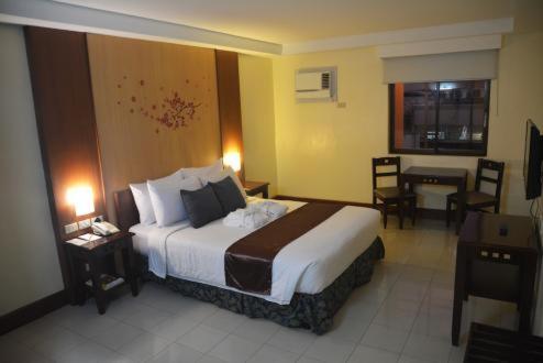 Cherry Blossoms Hotel Manila Ngoại thất bức ảnh
