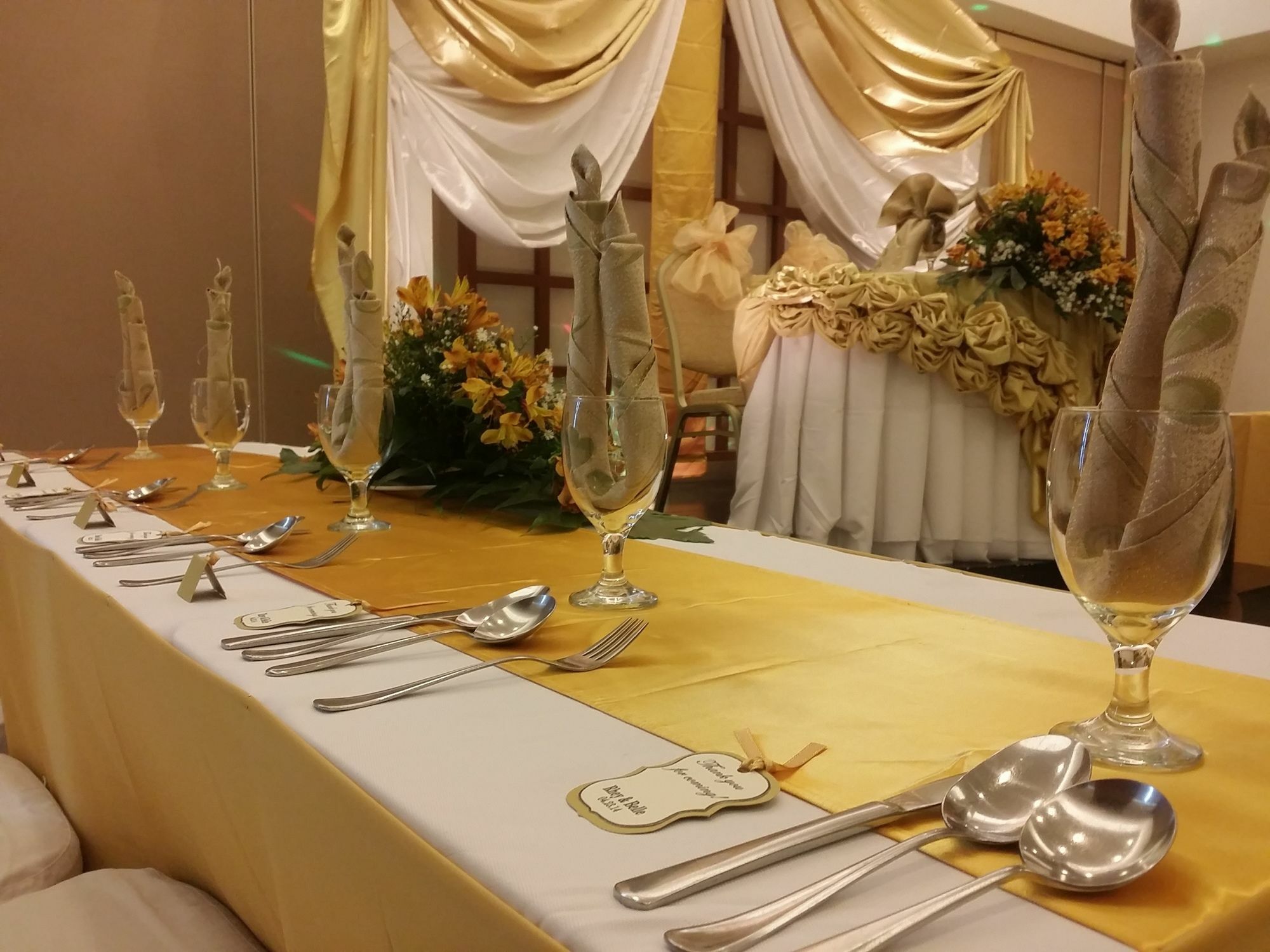 Cherry Blossoms Hotel Manila Ngoại thất bức ảnh